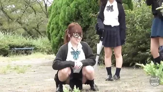 DLSL-01 03 Girls students-kittens mischief peeing in the field