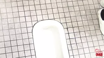 DLFF-040 03 Close up view on urine line. Girls peeing on toilet