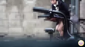 DLSL-078 03 Peeing housewives. Outdoor urination of married women