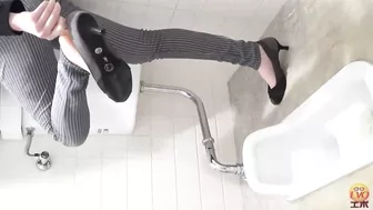 DLEE-103 02 Girls with incontinence wetting their pants. Multi view toilet voyeur