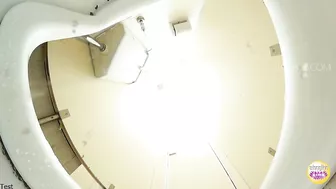 DLSL-339 04 Schoolgirls dashing to the toilet as soon as the chime rings VOL 6