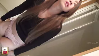 DLJG-464 05 Jigadori - girls peeing desperation at home VOL 2