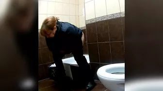 she uses the shower, Voyeur Collection, PissRIP she uses the shower, Voyeur Collection, PissRIP