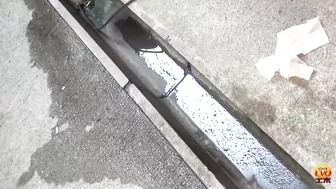 DLEE-183 03 It’s a woman’s secret outdoor public toilet