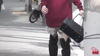 DLFF-096 02 Women’s pleasant peeing in standing position. Outdoor voyeurism